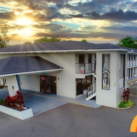 Sunshine Inn Кіссіммі Екстер'єр фото